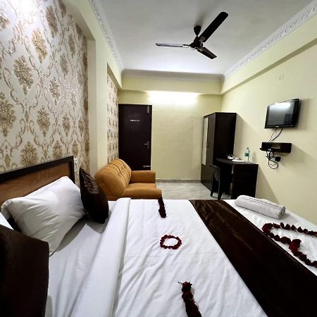 Hotel East Park Electronic City บังกาลอร์ ภายนอก รูปภาพ