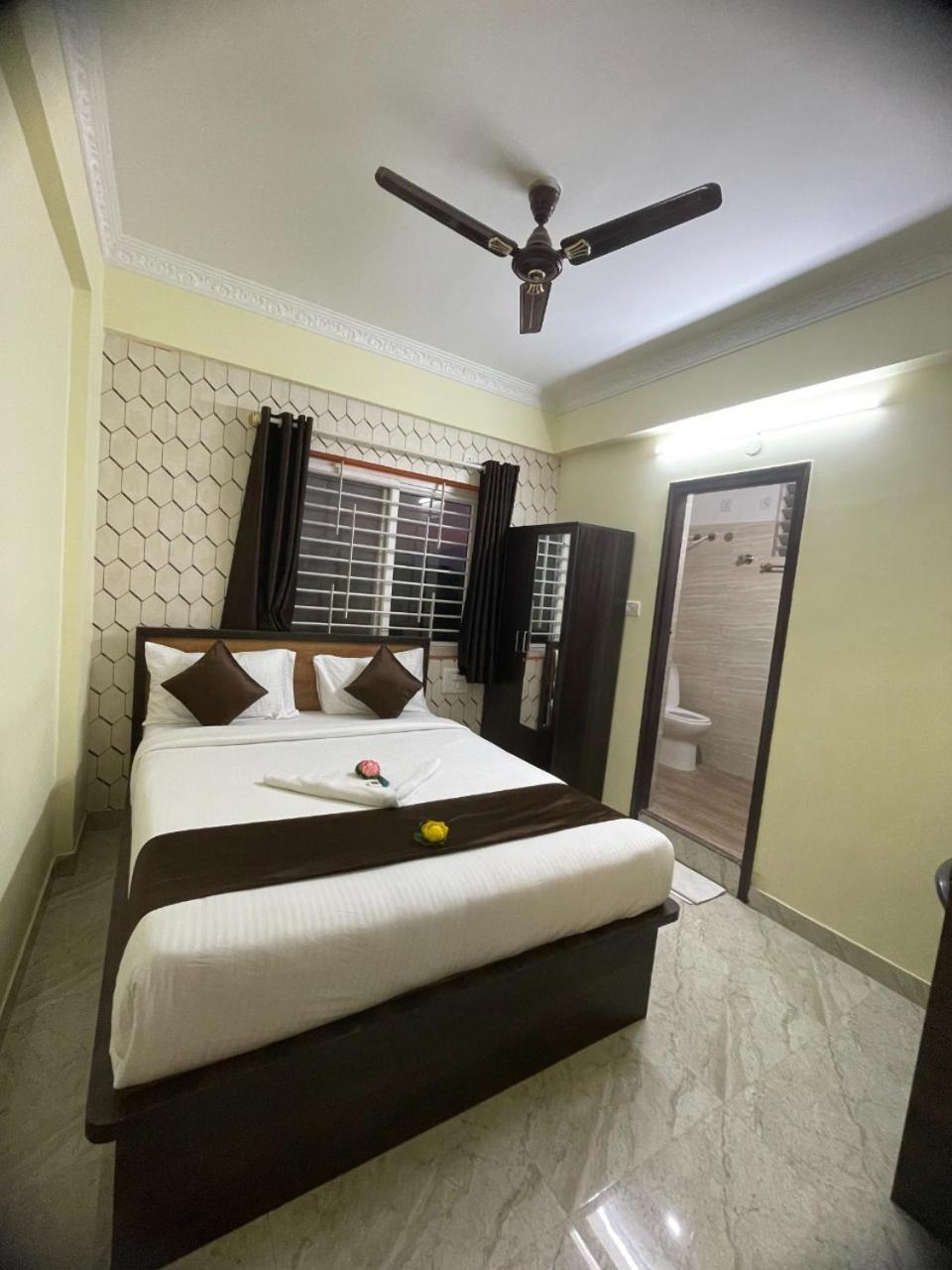 Hotel East Park Electronic City บังกาลอร์ ห้อง รูปภาพ